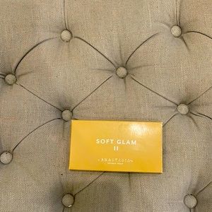 Anastasia Soft Glam II eyeshadow palette